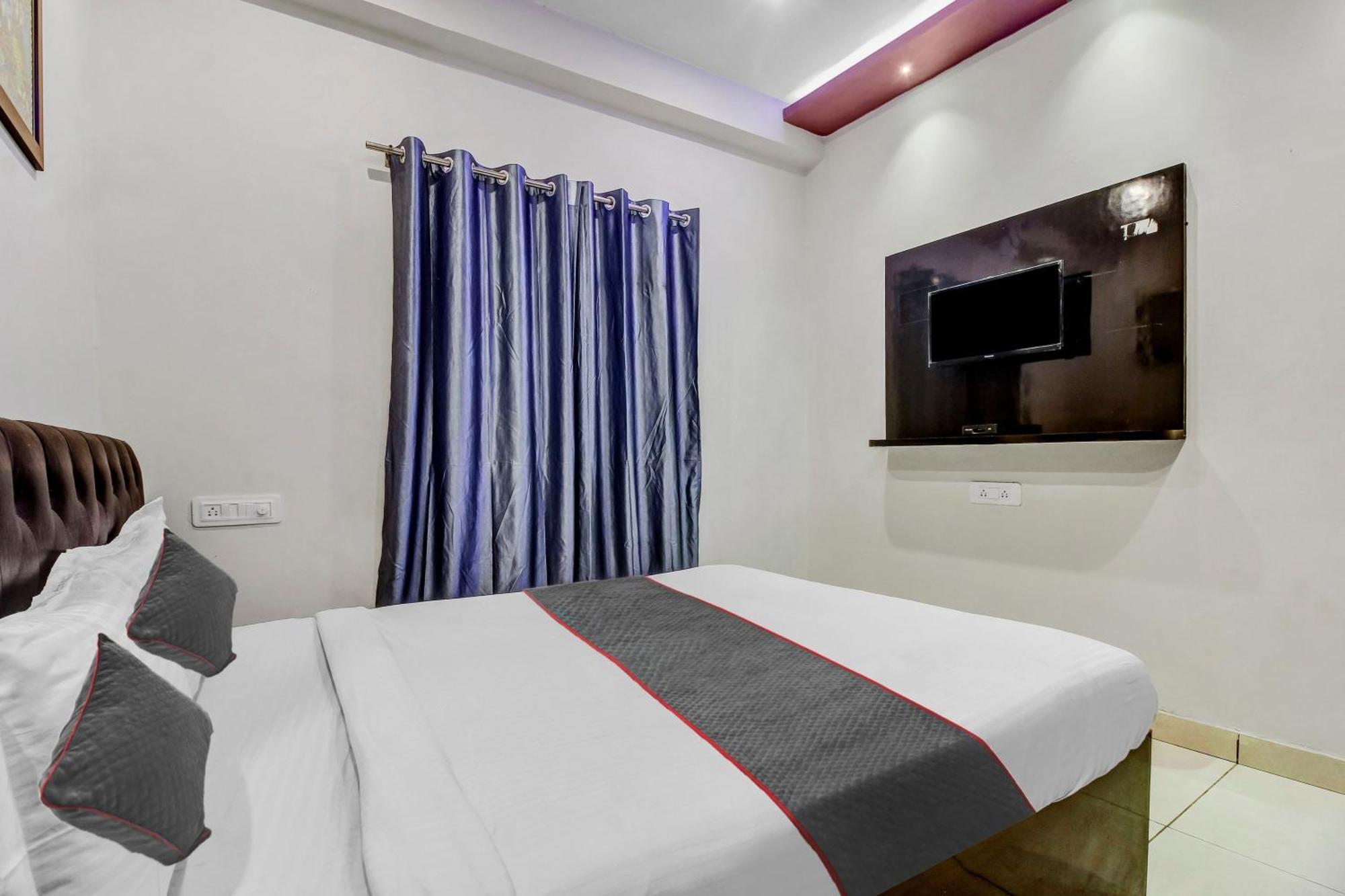 Collection O Galaxy Suites 하이데라바드 외부 사진